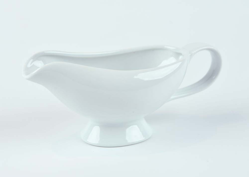 https://www.delreypartyrentals.com/wp-content/uploads/White-Gravy-Boat.jpg