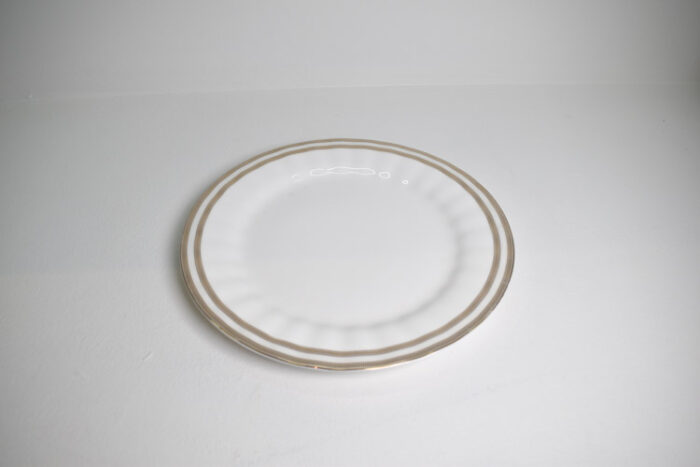 Isabella Dinner Plate - Image 3
